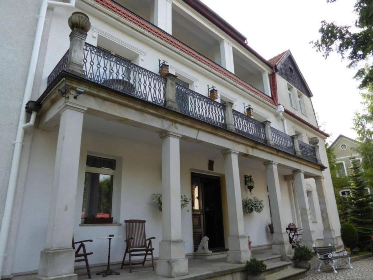 Viilla Rezidence Bed & Breakfast Kudowa-Zdroj Bagian luar foto